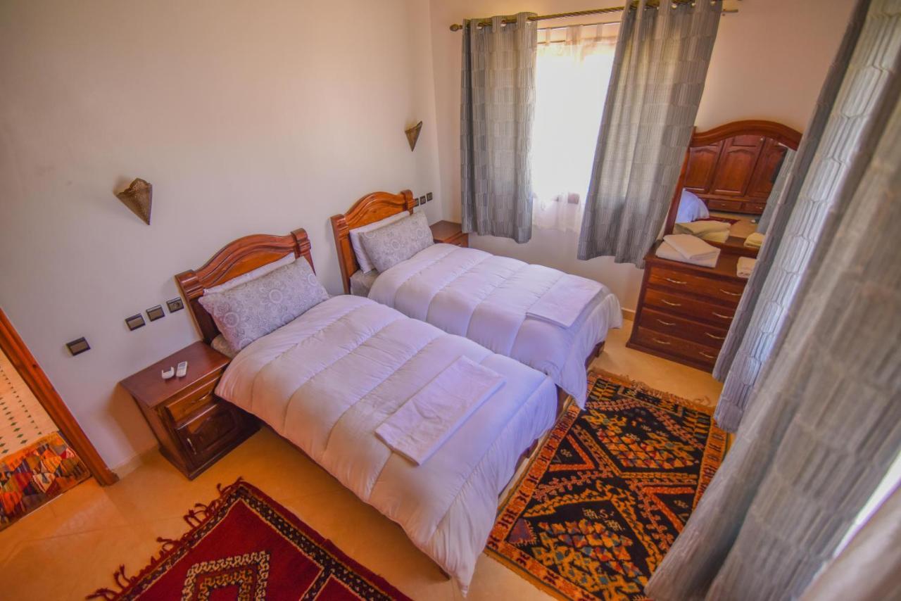 Kasbah Roseville Ait Ouahi 外观 照片