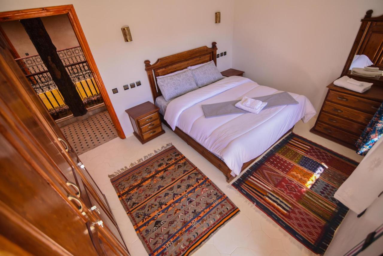 Kasbah Roseville Ait Ouahi 外观 照片