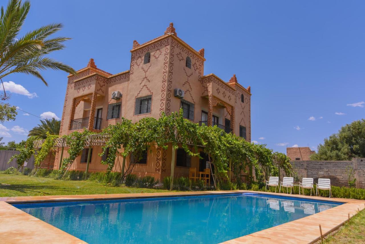 Kasbah Roseville Ait Ouahi 外观 照片