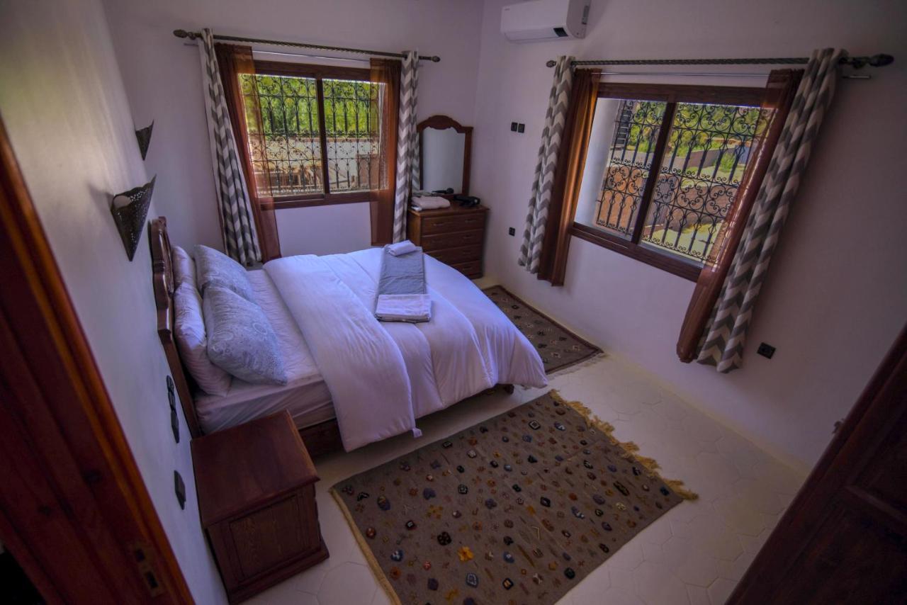 Kasbah Roseville Ait Ouahi 外观 照片