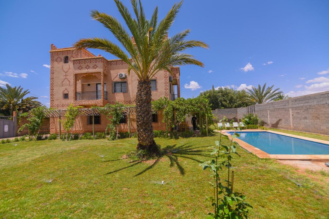 Kasbah Roseville Ait Ouahi 外观 照片