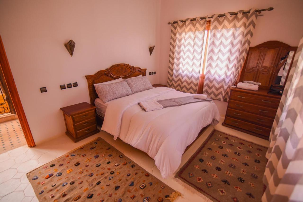Kasbah Roseville Ait Ouahi 外观 照片