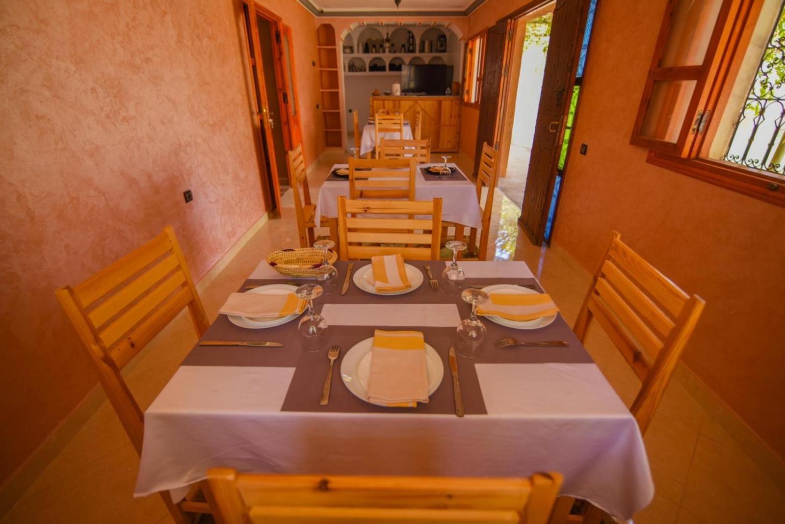 Kasbah Roseville Ait Ouahi 外观 照片