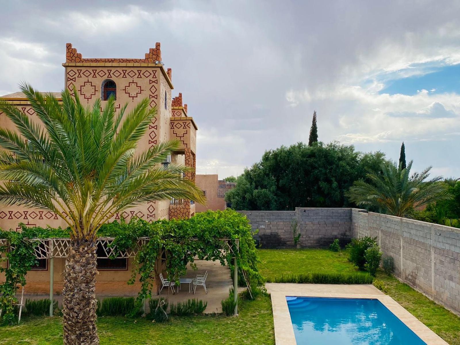 Kasbah Roseville Ait Ouahi 外观 照片
